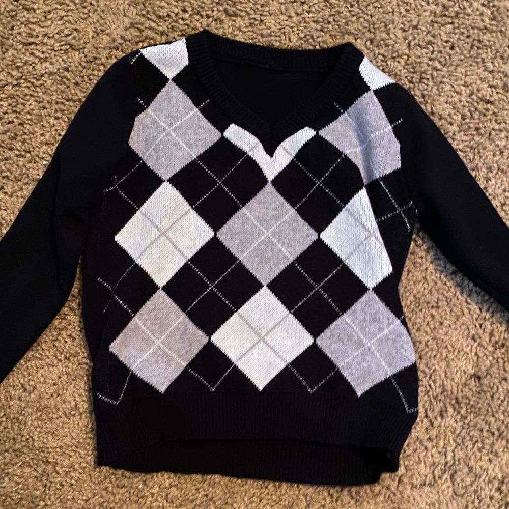 NWOT Brandy Melville Sweater